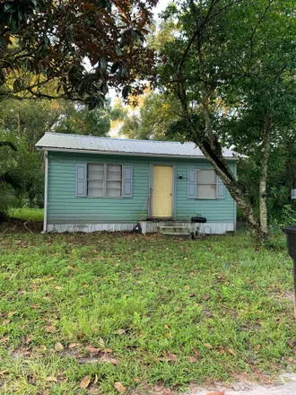 Buy this 2 bed house on 1109 West Malloy Avenue in Perry, FL 32347