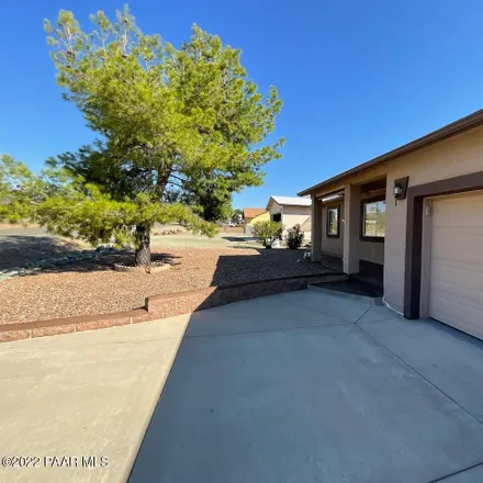 Image 6 - 20141 East Mesa Verde Road, Cordes Lakes, Yavapai County, AZ 86333, USA - House for sale