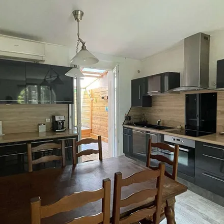 Rent this 4 bed apartment on 425 Chemin de Tanseput in 82600 Verdun-sur-Garonne, France