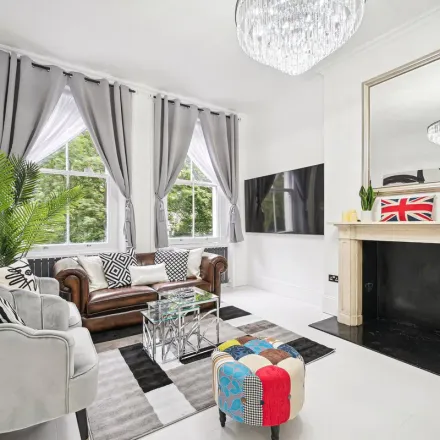 Image 2 - 86 Cornwall Gardens, London, SW7 4AX, United Kingdom - Apartment for rent