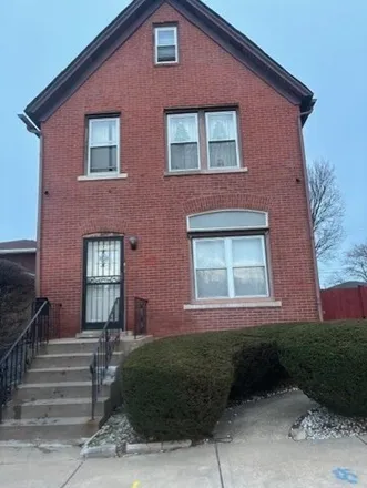 Rent this 2 bed house on 9153 South Paxton Avenue in Chicago, IL 60617
