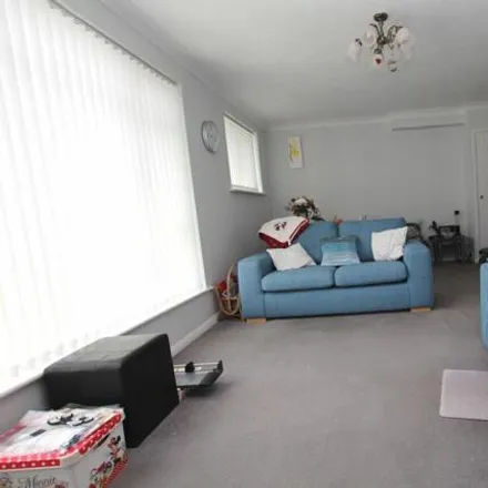 Image 3 - Kings Court, Kings Parade, Tendring, CO15 5JJ, United Kingdom - Apartment for sale