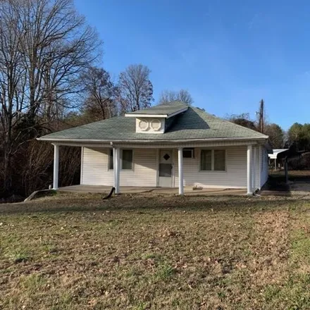 Buy this 2 bed house on 2806 Austin Peay Memorial Highway in Henry County, TN 38242