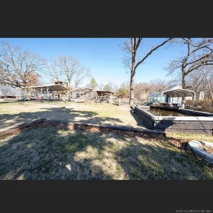 Buy this 2 bed house on 190 Hammond Heights Road in Mayes County, OK 74352