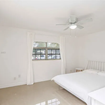 Image 8 - 16945 Southwest 113th Court, Miami-Dade County, FL 33157, USA - Apartment for rent