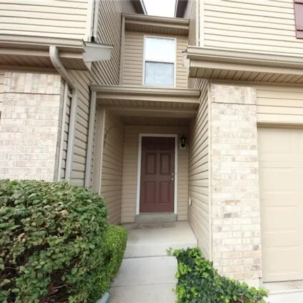 Rent this 3 bed house on 410 Briarcommons Drive in O’Fallon, MO 63367
