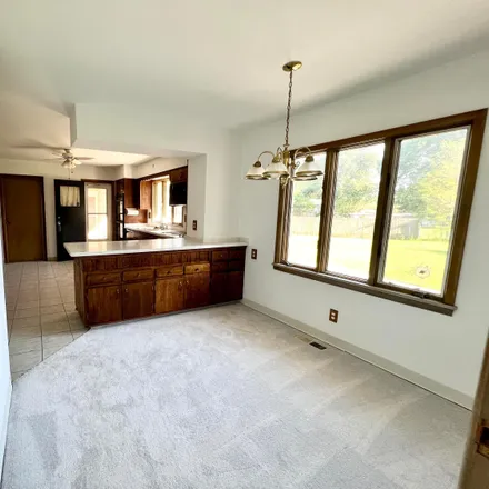 Image 3 - 6552 Scioto Darby Creek Road, Hilliard, OH 43026, USA - House for sale