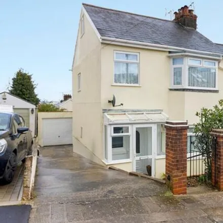 Buy this 3 bed duplex on Footland Road in Paignton, TQ4 5NU