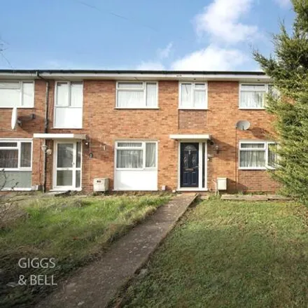 Buy this 3 bed house on Halsey Drive in Great Wymondley, SG4 9QS