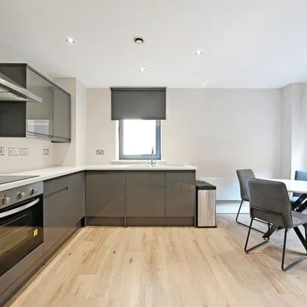 Image 6 - West One Plaza, Cavendish Street, Saint George's, Sheffield, S10 2GW, United Kingdom - Apartment for rent
