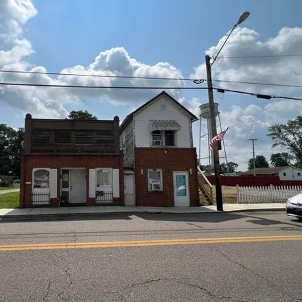 Buy this 11 bed house on 101 Walnut Street in Pleasantville, Pleasant Township