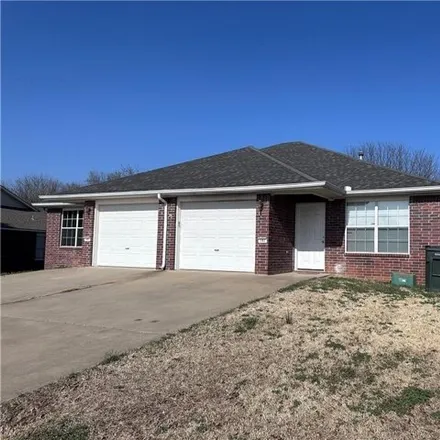 Image 2 - 192 Killdeer Drive, Farmington, AR 72730, USA - House for rent