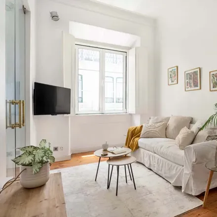 Rent this 2 bed apartment on MADRAGOA MINIMERCADO & FRUTARIA in Rua da Esperança 85, 1200-656 Lisbon