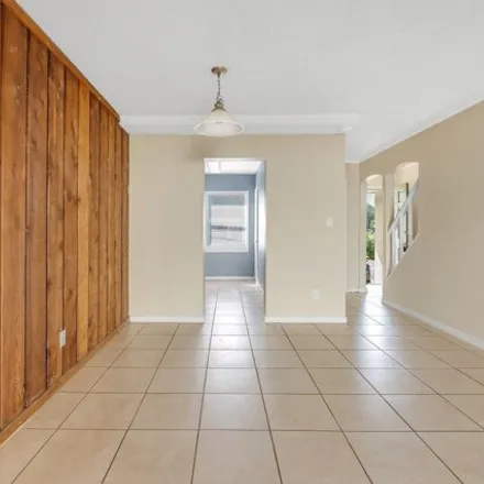 Image 3 - Carnaghi Arts, 2214 Belle Vue Way, Tallahassee, FL 32304, USA - Condo for sale