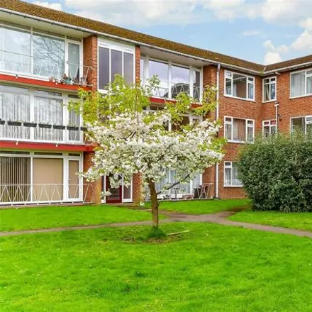 Buy this 2 bed apartment on 27 in 29 Egmont Road, London