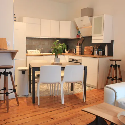 Rent this 2 bed apartment on 70 Rue Thiers in 38000 Grenoble, France