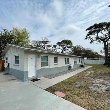 Rent this 3 bed house on 1949 Trotter Road in Ridgecrest, Largo