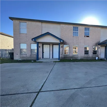 Rent this 2 bed townhouse on 1299 Fox Creek Drive in Lone Star, Killeen
