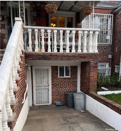 Image 2 - 5110 Avenue K, New York, NY 11234, USA - Townhouse for sale