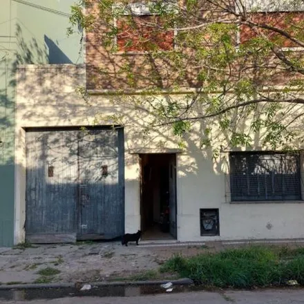 Buy this 2 bed house on José Ignacio Rucci 1001 in 1822 Partido de Lanús, Argentina