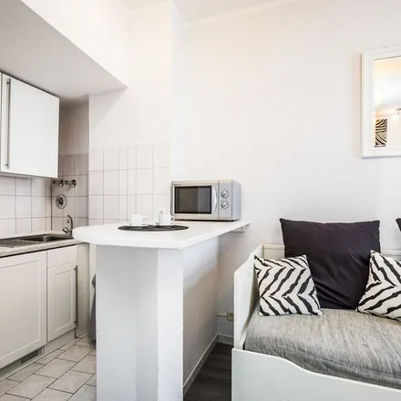 Rent this 2 bed apartment on Merheimer Straße 169 in 50733 Cologne, Germany