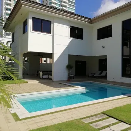 Rent this 4 bed house on O2 Ocean Two in Avenida Paseo del Mar, Costa del Este