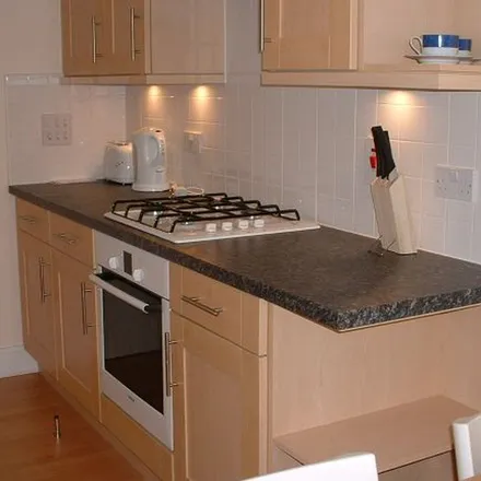 Rent this 2 bed apartment on 12 Hopetoun Crescent in City of Edinburgh, EH7 4AX