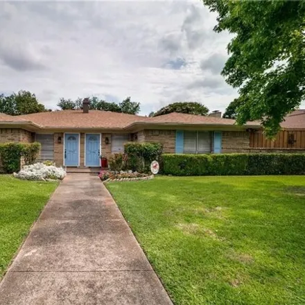 Image 3 - 7730 Village Trail Drive, Dallas, TX 75254, USA - House for rent