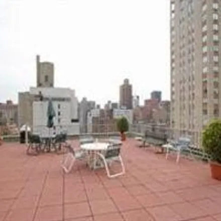 Image 9 - 201 East 37th Street, New York, NY 10016, USA - Apartment for sale