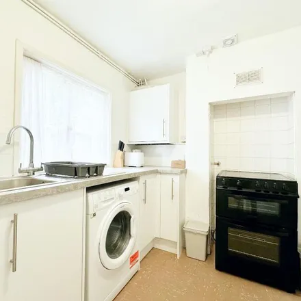 Rent this 2 bed townhouse on 45 Cumberland Street in City of Edinburgh, EH3 6RE