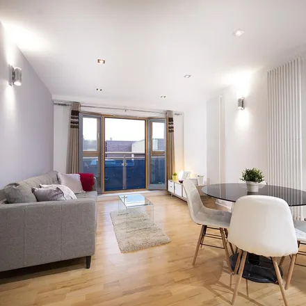 Rent this 1 bed apartment on Hudson Building in 11 Chicksand Street, Spitalfields