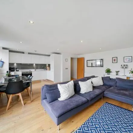 Buy this 2 bed apartment on Gransden House in Park Road, London