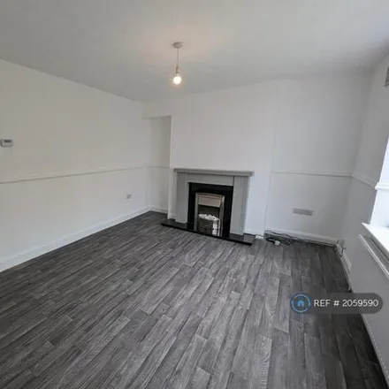 Image 3 - 32 Harwill Crescent, Bulwell, NG8 5JT, United Kingdom - Townhouse for rent