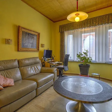 Rent this 2 bed apartment on Rue de Cracovie 39 in 4030 Grivegnée, Belgium