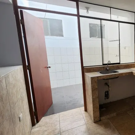 Rent this 3 bed apartment on Avenida Los Alisos in San Martín de Porres, Lima Metropolitan Area 15109