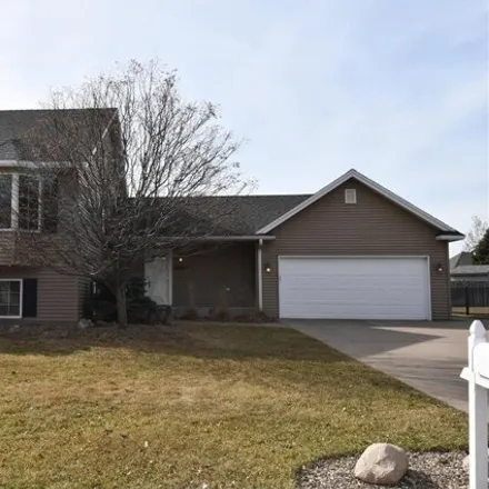 Buy this 5 bed house on 1820 Highland Drive in Hastings, MN 55033