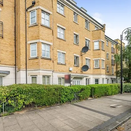 Image 8 - Chandler Way, London, SE15 6HZ, United Kingdom - Apartment for rent