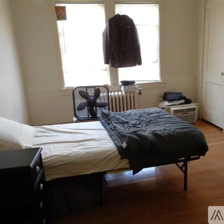 Image 2 - 5854 Forbes Avenue, Unit 11 - Apartment for rent