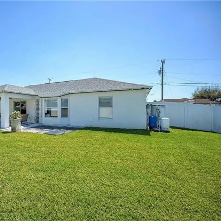 Image 8 - 2103 Northeast 15th Street, Cape Coral, FL 33909, USA - House for sale