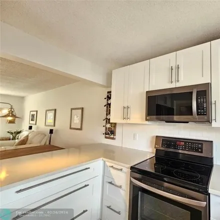 Image 4 - 2498 Congressional Way, Lakeview, Deerfield Beach, FL 33442, USA - Condo for sale