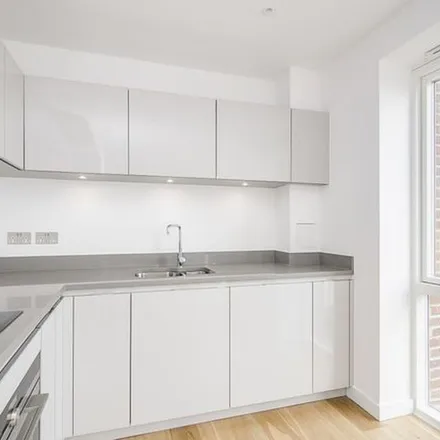 Rent this 2 bed apartment on Monarch Mews in London, SW16 3HN