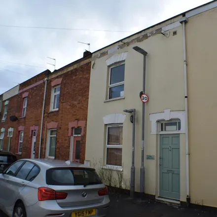 Rent this 1 bed room on 99 Wellington Road in Eastover, Bridgwater