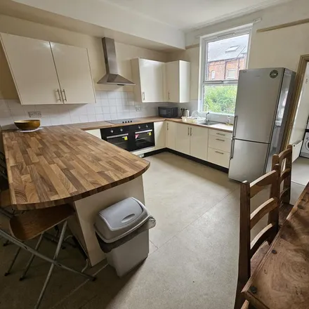 Rent this 7 bed house on Back Lucas Street in Leeds, LS6 2HQ