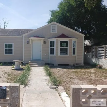 Rent this 3 bed house on 39 East Hawthorne Street in Brownsville, TX 78520