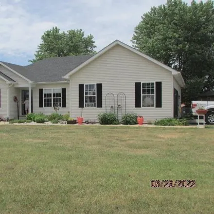 Buy this 3 bed house on 3051 Meadowview Avenue in Warren County, KY 42101