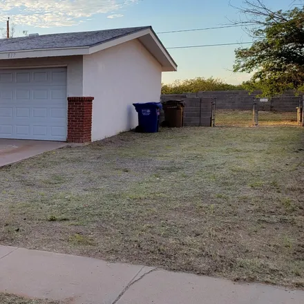 Image 2 - 1817 Anita Drive, Las Cruces, NM 88001, USA - House for sale