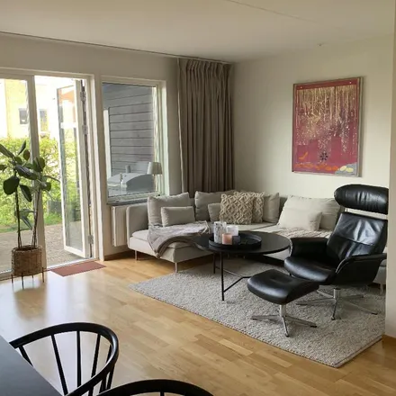 Rent this 1 bed apartment on Stallmästarevägen 13 in 252 87 Helsingborg, Sweden