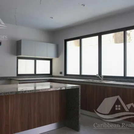 Buy this 4 bed house on unnamed road in 77560 Cancún, ROO