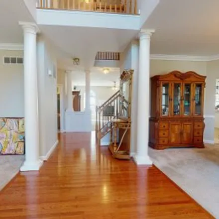 Buy this 7 bed apartment on 753 Ardenwood Drive