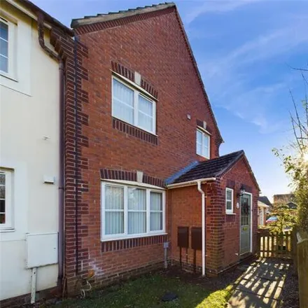 Buy this 3 bed house on Hobhouse Gardens in Worcester, WR4 0NT